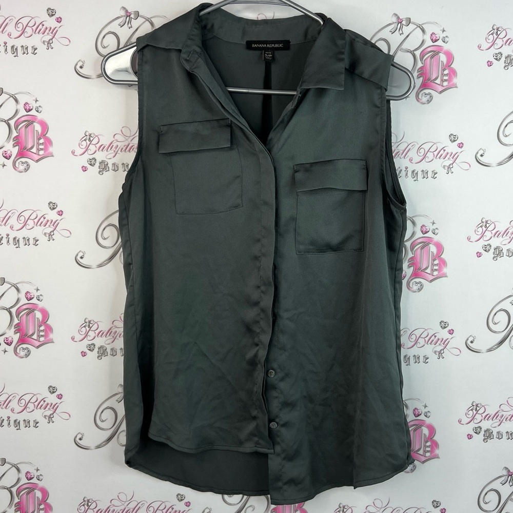 Banana Republic tank top pockets cargo style look vest shiny Charcoal Tank Top